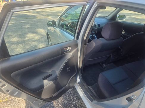 Used 2007 Toyota Matrix XR FWD image 31