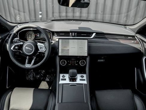 New 2026 Jaguar F-PACE R-Dynamic S AWD/4WD image 19