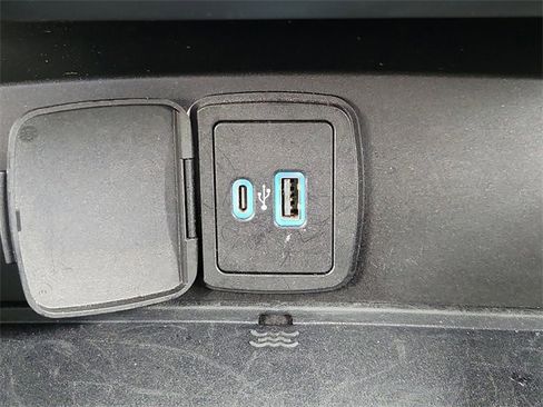 Used 2022 Ford Bronco Big Bend image 30