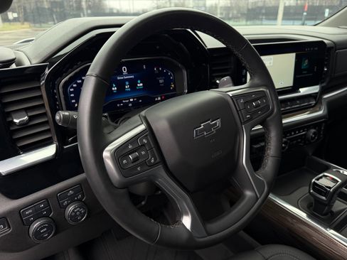 Used 2024 Chevrolet Silverado 1500 RST w/ Redline Edition image 11