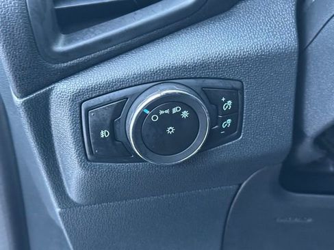 Used 2018 Ford EcoSport SE w/ SE Cold Weather Package image 26