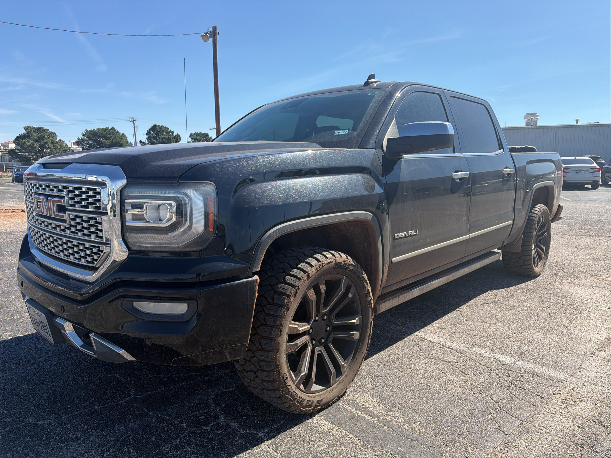 Used 2017 GMC Sierra 1500 Denali AWD/4WD image 1