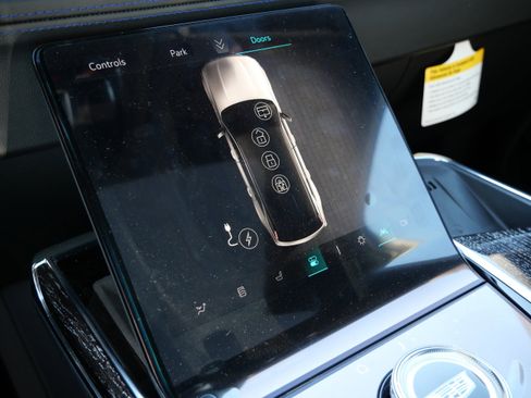 New 2026 Cadillac Escalade IQ Luxury 1 w/ LPO, Floor Liner Package image 19