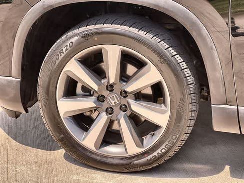 Certified 2023 Honda Pilot Elite image 9