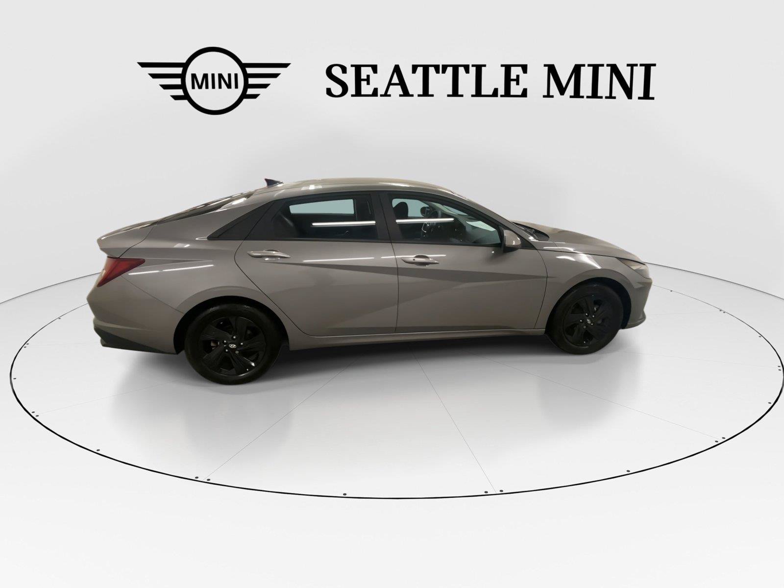 Used 2023 Hyundai Elantra Blue FWD image 12
