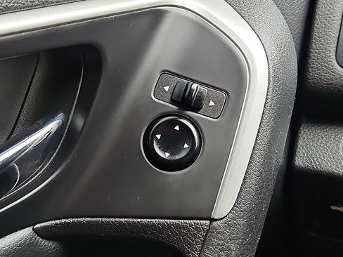 Used 2016 Nissan Altima 2.5 SR w/ LED Appearance Package image 25