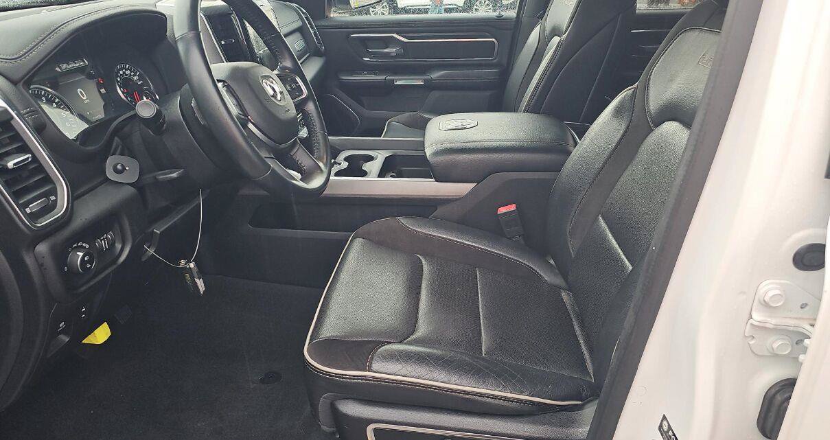 Used 2023 RAM 1500 Laramie RWD image 10
