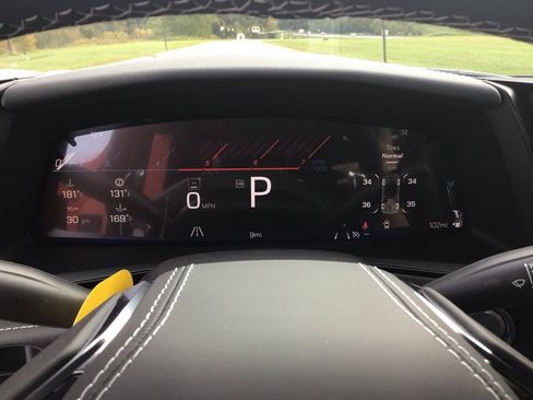 New 2026 Chevrolet Corvette Stingray Preferred Cpe w/ Z51 Performance Package image 39