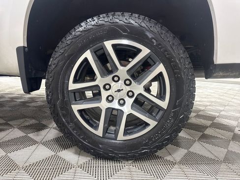 Used 2020 Chevrolet Silverado 1500 LT Trail Boss image 50