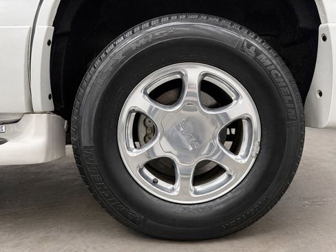 Used 2003 GMC Yukon Denali AWD/4WD image 65