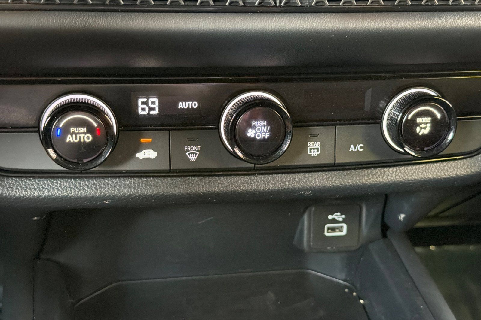 Used 2024 Honda HR-V LX image 20