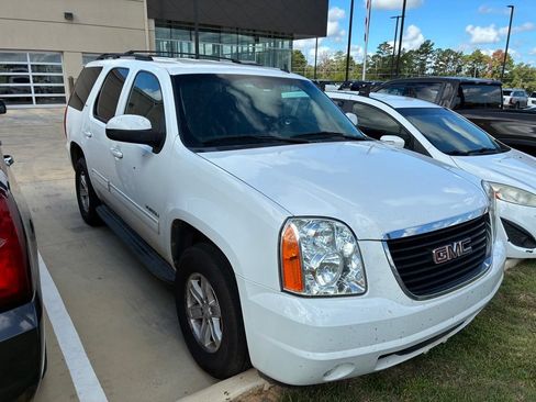 Used 2013 GMC Yukon SLT RWD image 1