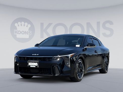 Used 2025 Kia K4 GT-Line w/ GT-Line Premium Package FWD image 1