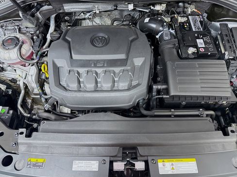 Certified 2023 Volkswagen Tiguan SE image 28