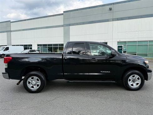 Used 2011 Toyota Tundra 4x4 Double Cab w/ Tow Pkg image 16