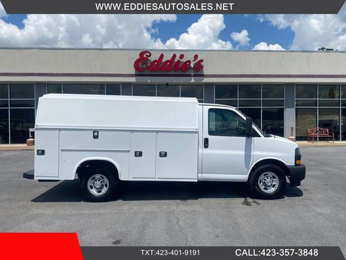 Used 2019 Chevrolet Express 3500 w/ Power Convenience Package RWD image 1