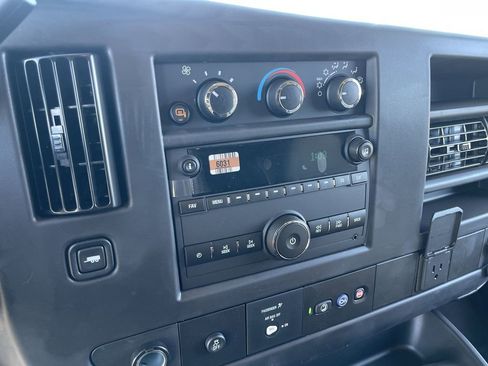 New 2025 GMC Savana 2500 Extended w/ Driver Convenience Package image 13