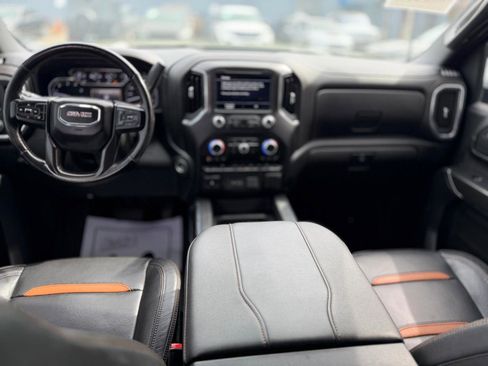 Used 2023 GMC Sierra 2500 AT4 image 21