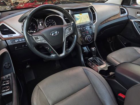 Used 2017 Hyundai Santa Fe FWD image 20