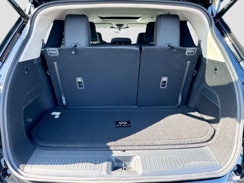 Used 2027 INFINITI QX60 Pure w/ Cargo Package FWD image 28