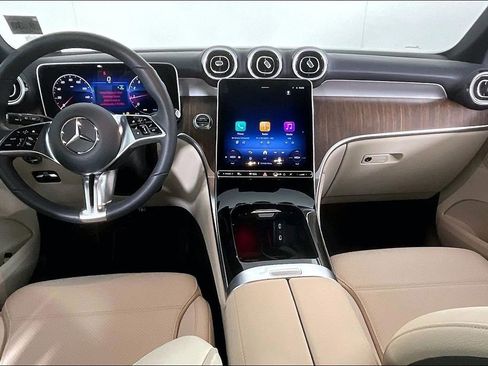 Used 2026 Mercedes-Benz GLC 300 4MATIC image 13