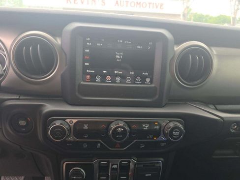Used 2020 Jeep Wrangler Unlimited Sport AWD/4WD image 5