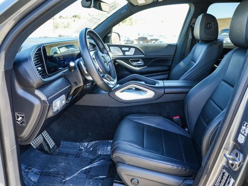 Certified 2023 Mercedes-Benz GLS 450 4MATIC image 17