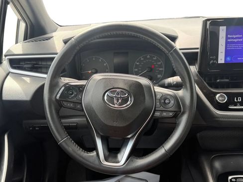 Used 2025 Toyota Corolla SE FWD image 14