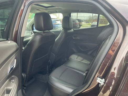 Used 2015 Buick Encore Convenience FWD image 8
