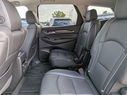 Used 2019 Buick Enclave Avenir w/ Avenir Technology Package image 12