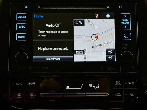 Used 2017 Toyota Prius Three Touring image 13