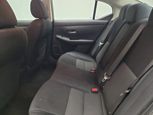 Used 2020 Nissan Sentra SV FWD image 18