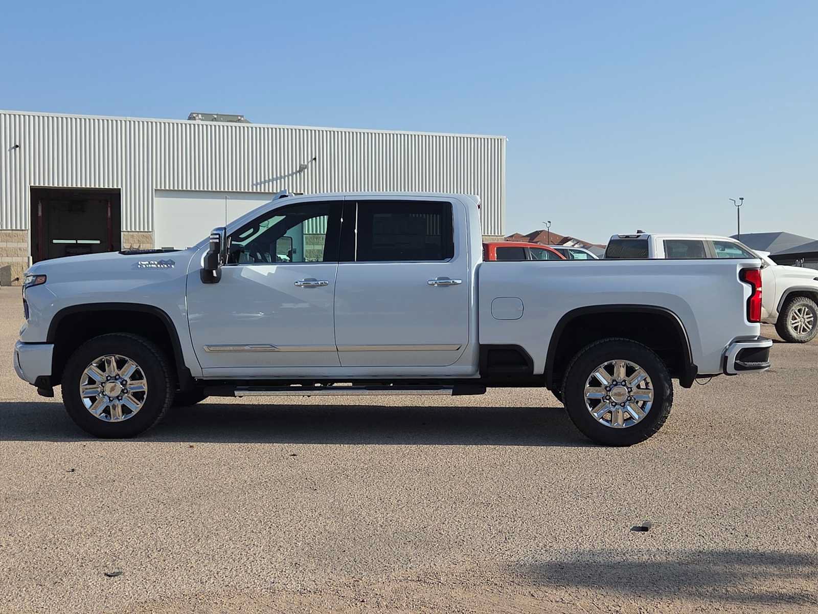 New 2026 Chevrolet Silverado 2500 High Country w/ High Country Premium Package AWD/4WD image 5