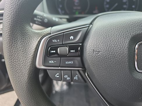 Used 2020 Honda Accord LX image 18