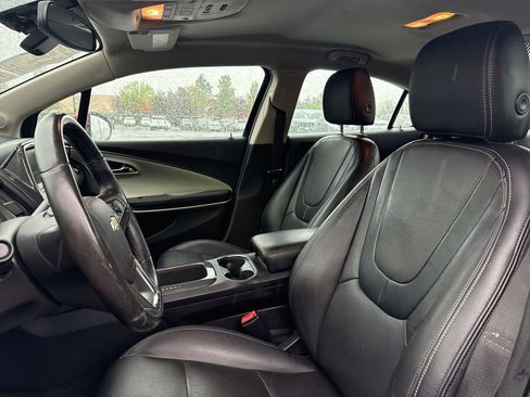 Used 2012 Chevrolet Volt Premium w/ Premium Trim Package FWD image 9