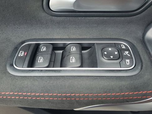 Used 2021 Mercedes-Benz CLA 250 4MATIC image 24