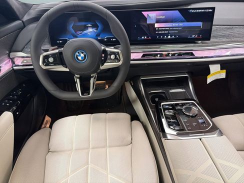 New 2026 BMW i7 eDrive50 w/ Executive Package image 25