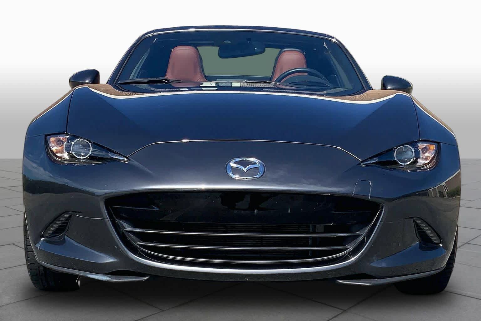 Used 2022 MAZDA MX-5 Miata RF Grand Touring RWD image 4