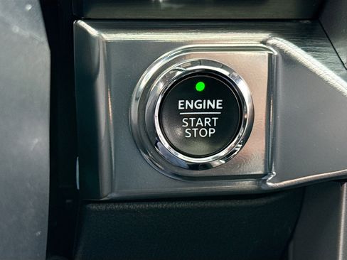 Certified 2021 Ford F150 Lariat w/ Equipment Group 502A High image 9