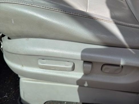 Used 2011 Honda Odyssey EX-L image 10