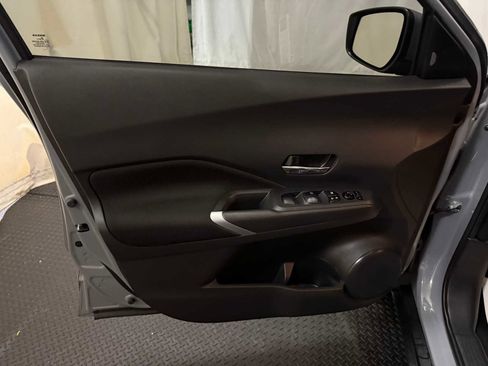 Used 2021 Nissan Kicks SV image 20