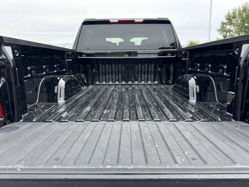 Used 2025 Chevrolet Silverado 1500 Custom image 20