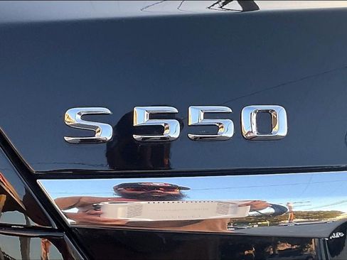 Used 2017 Mercedes-Benz S 550 Sedan image 8