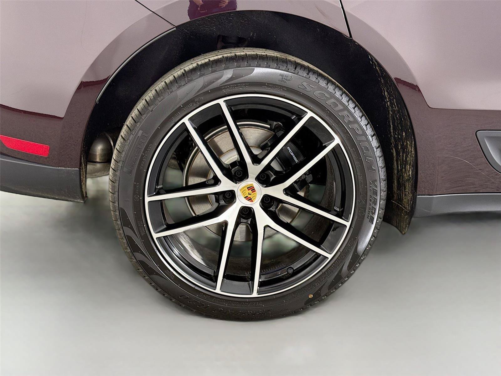 Certified 2026 Porsche Macan Turbo AWD/4WD image 13