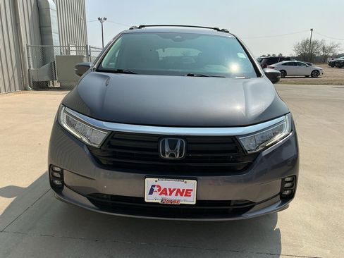 Used 2022 Honda Odyssey EX-L image 2