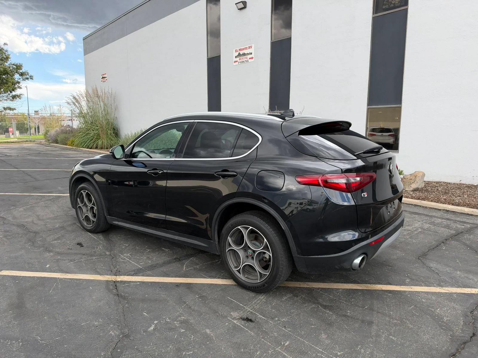 Used 2018 Alfa Romeo Stelvio AWD w/ Cold Weather Package image 3