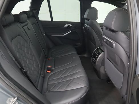 Used 2025 BMW X5 xDrive50e w/ Parking Assistance Package AWD/4WD image 23