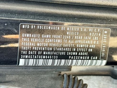 Used 2014 Volkswagen Beetle R-Line FWD image 37
