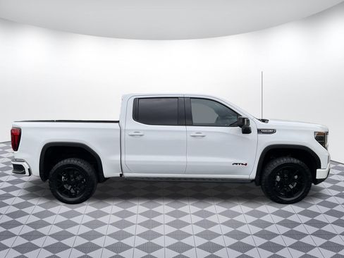 Used 2024 GMC Sierra 1500 AT4 w/ Technology Package AWD/4WD image 2
