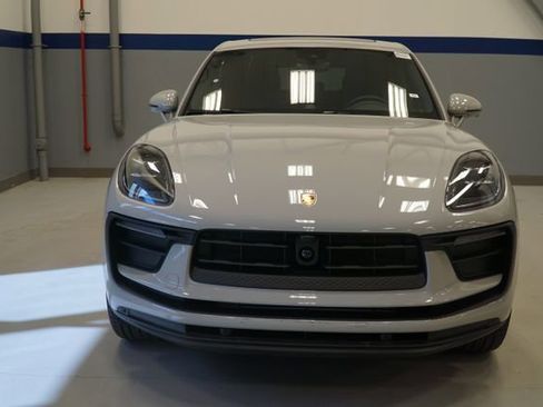 New 2026 Porsche Macan image 13